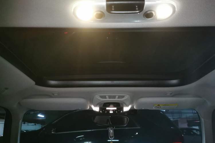 Used  MINI 2018 1.5T COOPER Classic Edition Five-Door Version