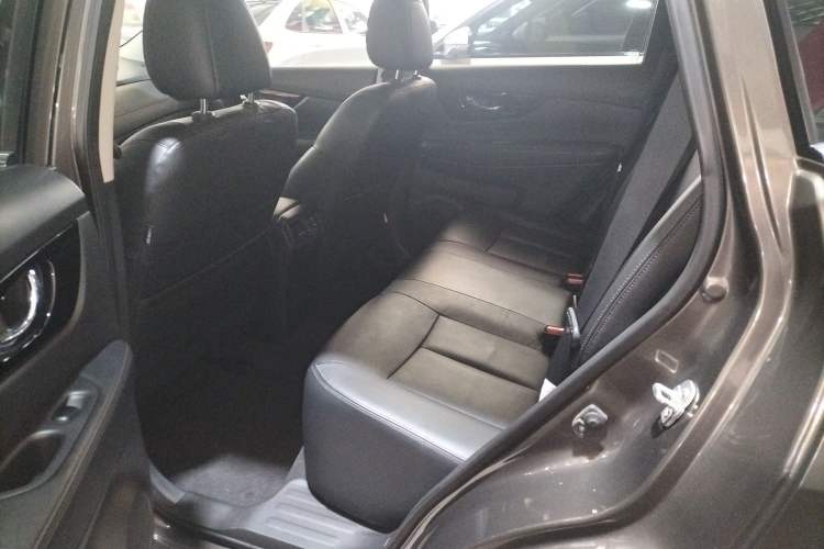 Used Nissan X-Trail 2019 2.0L CVT Smart Connect Comfort Edition 2WD