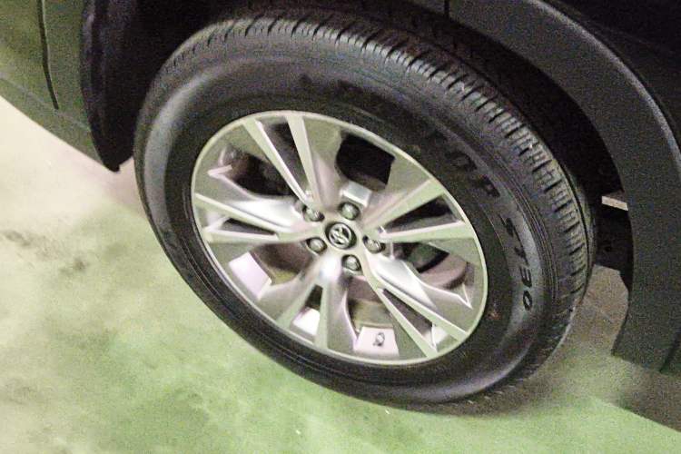 Used Toyota Highlander 2017 2.0T Two-Wheel Drive Elite Edition 5 Seats