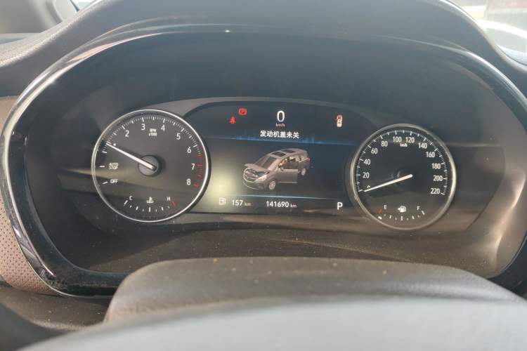 Used Buick GL8 2020 Land Cruiser Executive 652T Luxury Edition with Welfare Features
