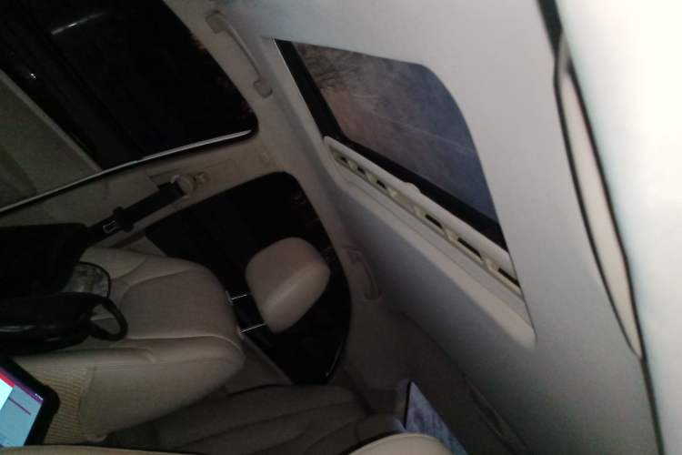 Used Roewe 360 2015 1.5L Automatic Luxury Edition
