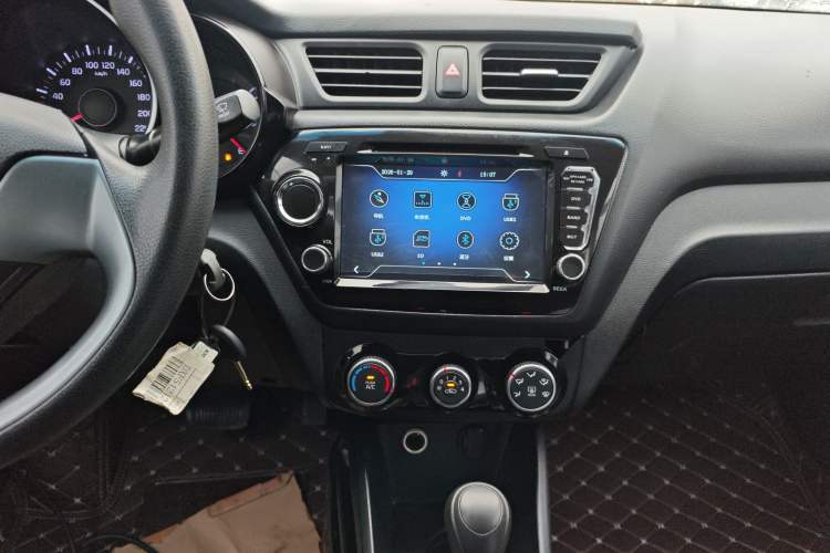 Used Kia K2 2015 Sedan 1.4L Automatic GLS
