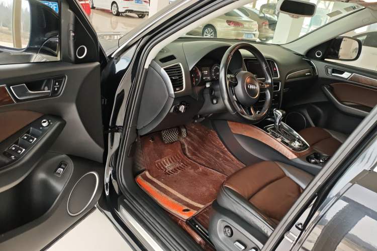 Used Audi Q5 2016 40 TFSI Comfort Model