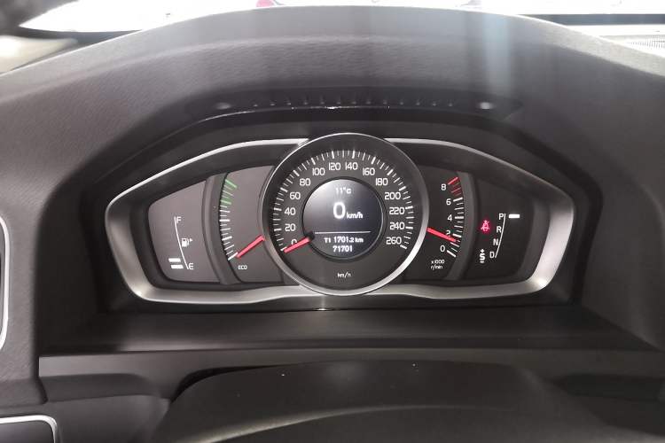 Used Volvo S60 2018 S60L T3 Smart Upgrade Edition
