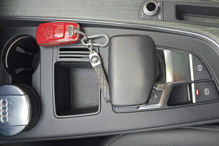 Used Audi A4L 2022 40 TFSI Stylish and Elegant Edition
