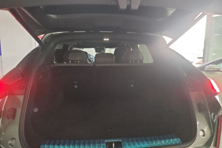 Used Lynk & Co 08 EM-P 2023 220km All-Wheel-Drive Performance Halo
