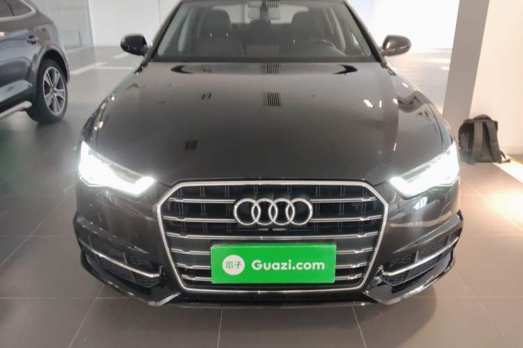 Used Audi A6L 2018 30th Anniversary Edition 35 TFSI Fashion Model
