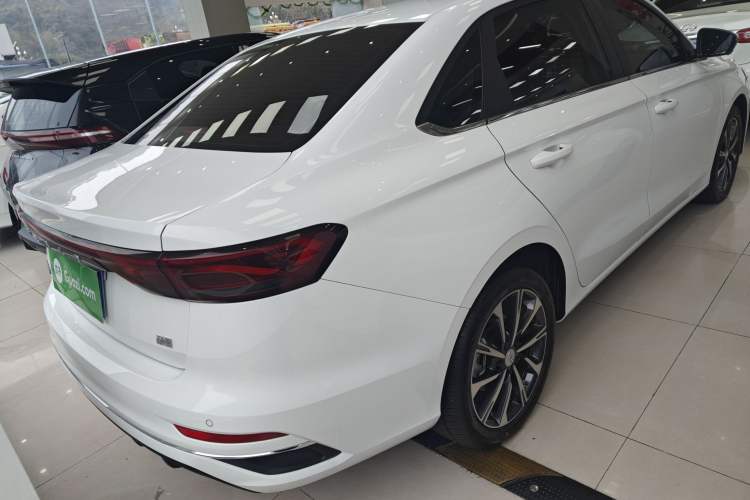 Used Geely Auto Emgrand 2025 4th Generation 1.5L CVT Luxury Version