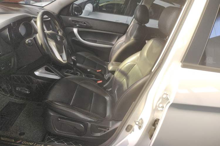 Used Changan CS35 2016 1.6L Manual Luxury Model China IV Standard
