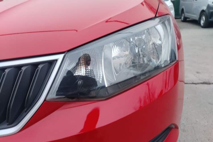 Used Skoda Fabia 2015 1.4L Automatic Front-Drive Model