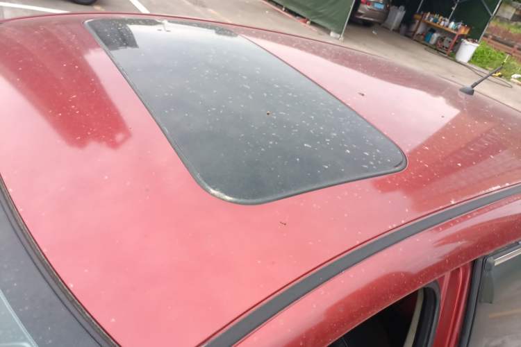 Used Nissan Tiida 2016 1.6L CVT Cool Dynamic Edition
