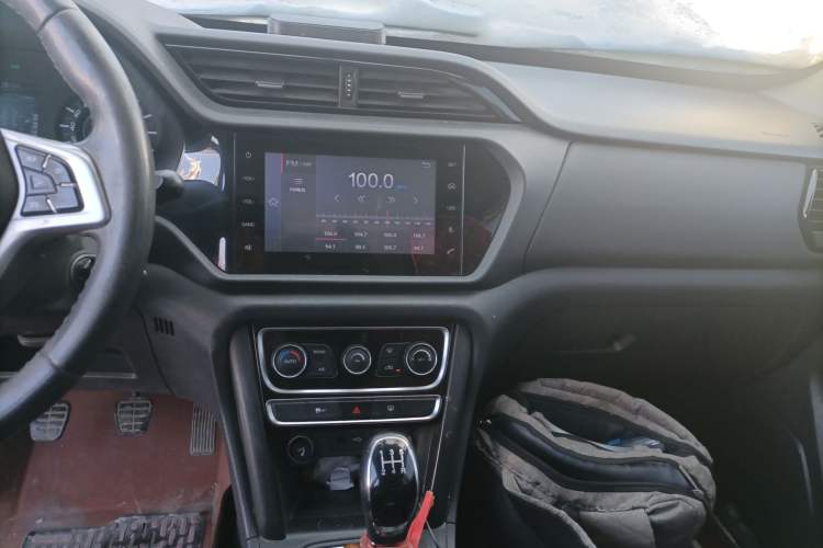 Used Chery Tiggo 3 2016 1.6L Manual ZhiShang Edition
