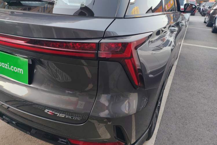 Used Changan CS75 PLUS 2024 3rd Generation Champion Edition 1.5T Intelligent Drive Dynamic Model
