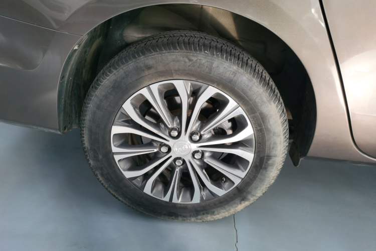 Used Buick GL8 2021 Land Cruiser Executive Class 652T Comfort Model
