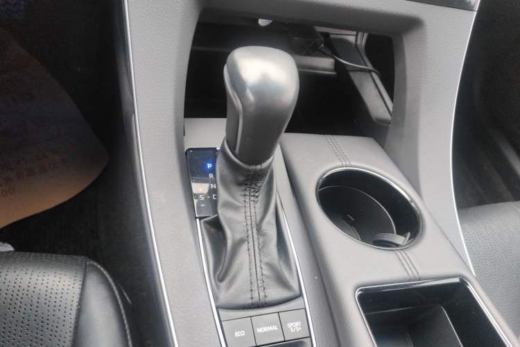 Used Toyota Avalon 2021 2.5L Luxury Edition
