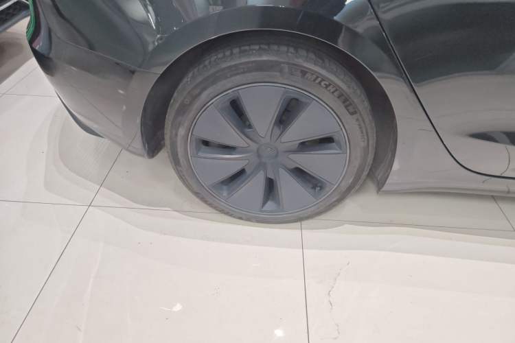 Used Tesla Model 3 2023 Long-Range All-Wheel-Drive Version
