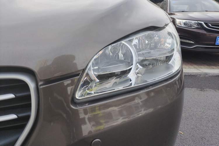 Used Peugeot 301 2016 1.6L Automatic Comfort Edition