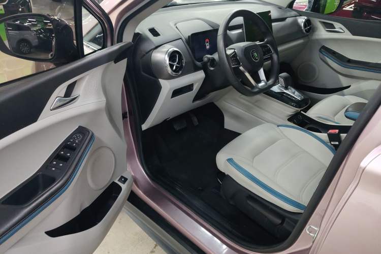 Used BYD Yuan Pro 2023 401KM Luxury Version
