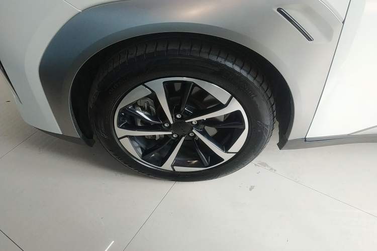 Used AION Y 2023 Plus 510 Smart Edition