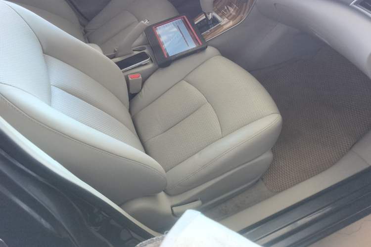 Used Nissan Sylphy 2014 1.6XV CVT Deluxe Edition
