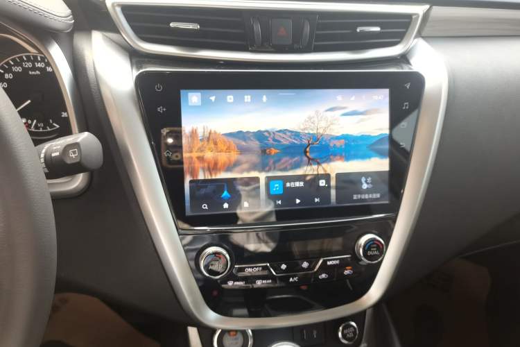 Used Nissan Murano 2021 2.5L XL Two-Wheel Drive Smart Connect Luxury Edition
