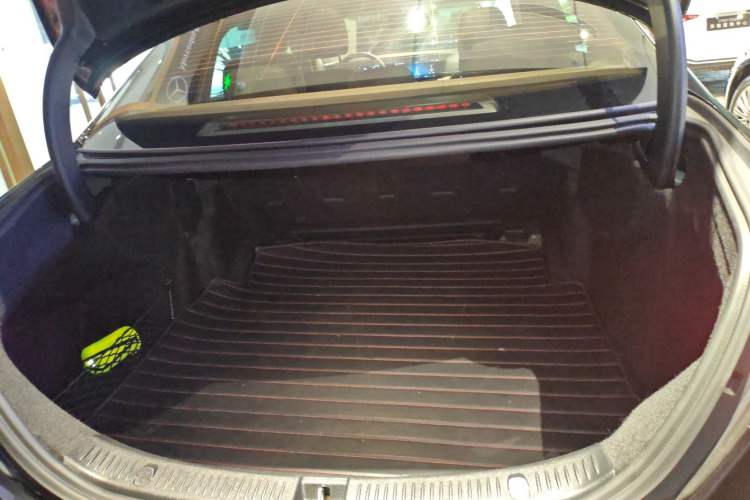 Used Mercedes-Benz E-Class 2022 E 300 L Stylish Model
