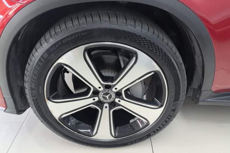 Used Mercedes-Benz GLC 2019 Refreshed GLC 300 L 4MATIC Dynamic Edition
