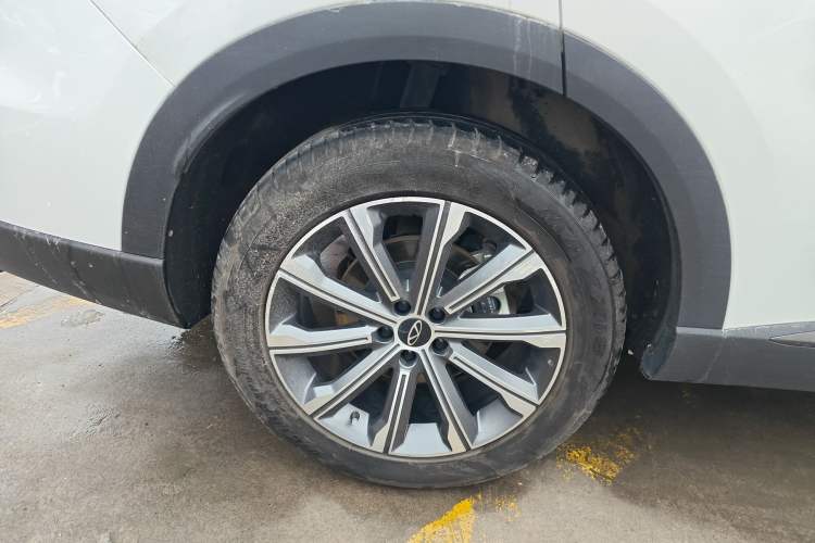 Used Chery Tiggo 8 L 2024 2.0T Two-Wheel Drive Comfort Edition 5 Seats