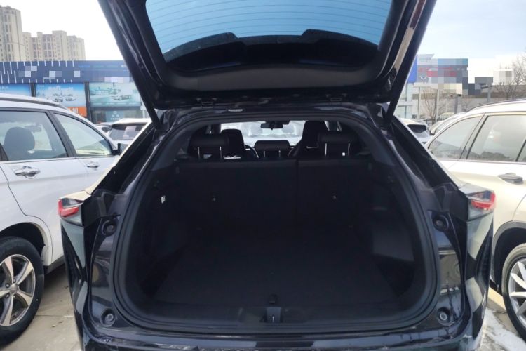 Used Oshan Z6 2023 Blue Whale 1.5T DCT Smart Luxury Model