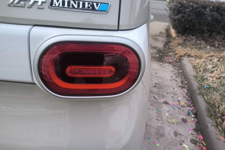 Used Wuling Hongguang MINIEV 2024 3rd Generation 215km Youth Edition
