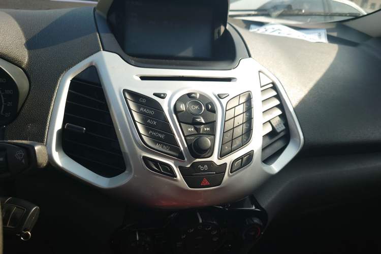 Used Ford EcoSport 2013 1.5L Automatic Fashion Model
