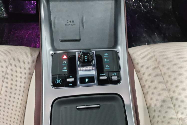 Used BYD Seal 07 DM-i 2025 Intelligent Driving Version DM-i 1.5L 125 km Prestige Edition
