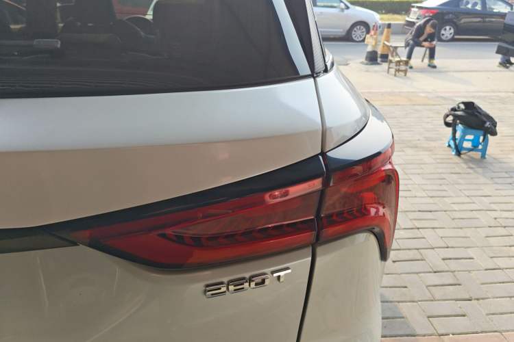 Used Changan CS75 PLUS 2020 1.5T Automatic Luxury Version
