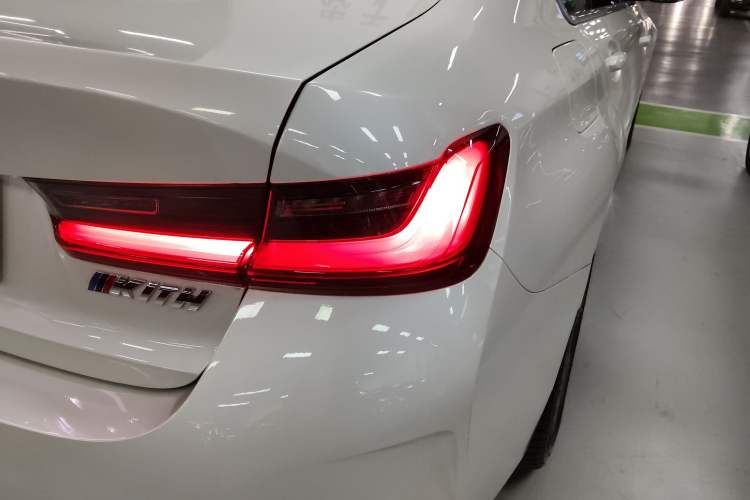 Used BMW i3 2022 eDrive 35 L
