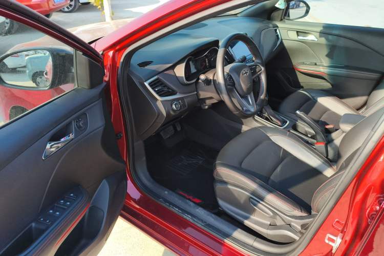 Used Chevrolet Monza 2020 Light Hybrid RS 330T Automatic Comfort Edition
