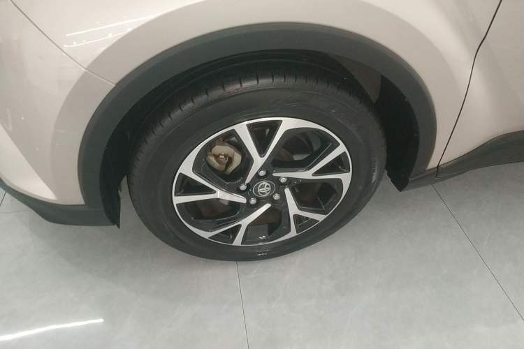 Used Toyota C-HR 2020 2.0L Leading Edition
