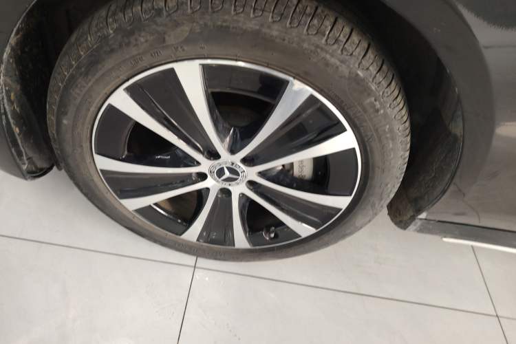 Used Mercedes-Benz E-Class New Energy 2022 E 350 e L Plug-in Hybrid Sports Sedan