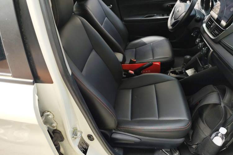 Used Toyota YARiS L 2021 1.5L CVT Leading Edition
