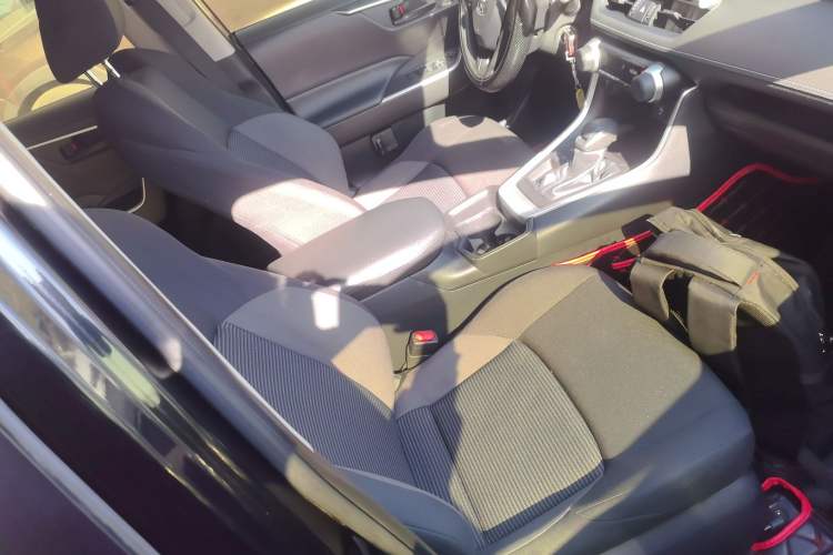 Used Toyota Wildlander 2020 2.0L CVT Two-Wheel Drive Leading Edition
