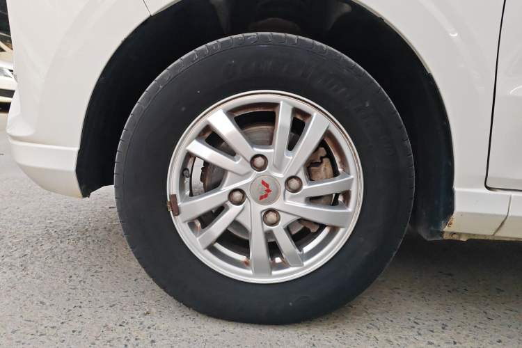 Used Wuling Hongguang 2019 1.5L S Comfort Edition China VI LAR
