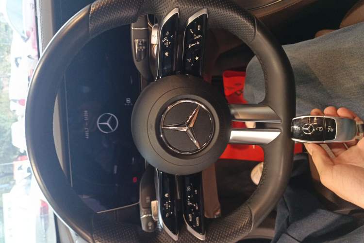 Used Mercedes-Benz E-Class 2022 Second Facelift E 300 L Sporty and Stylish Edition
