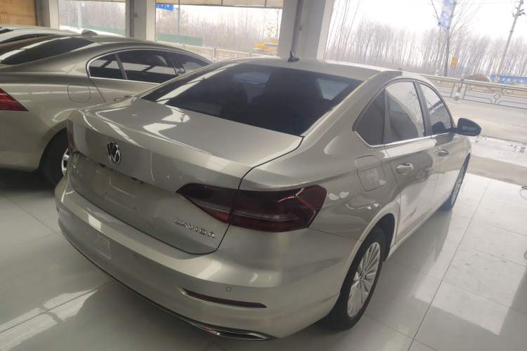 Used Volkswagen Lavida 2022 1.5L Automatic Comfort Edition
