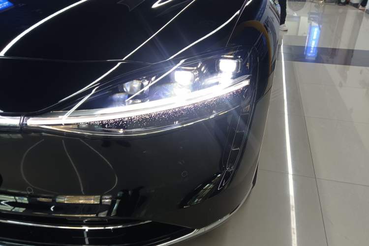 Used Hima Stelato S9 2025 Extended-Range Max
