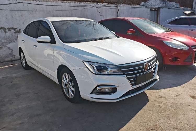 Used Roewe i5 2020 1.5L Manual 4G Connect Luxury Edition
