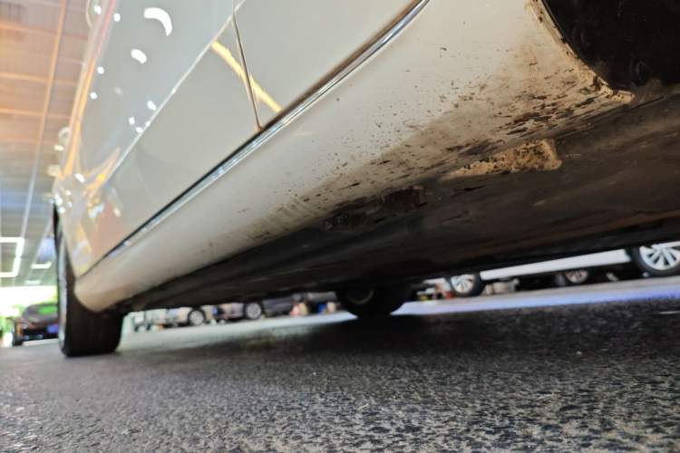 Used Mercedes-Benz C-Class 2015 C 200 L