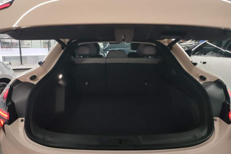 Used XPeng MONA M03 2024 620 with Ultra-Long Range
