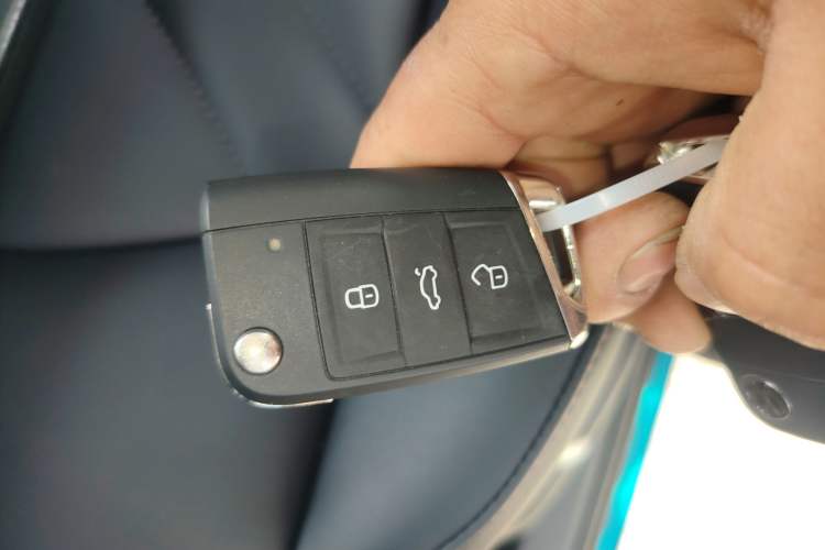 Used Volkswagen Tharu 2024 300TSI Two-Wheel-Drive Moon Luxury Edition