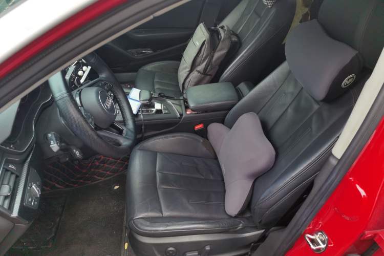 Used Audi A4L 2018 30th Anniversary Edition 40 TFSI Fashion Model