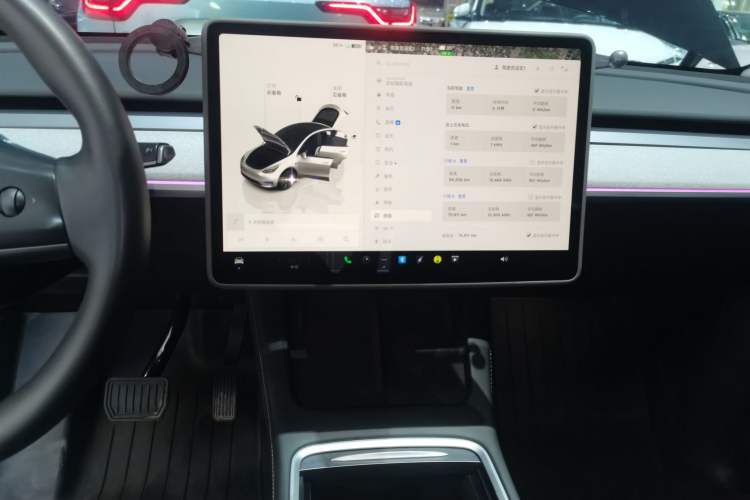 Used Tesla Model Y 2023 Rear-Wheel-Drive Version
