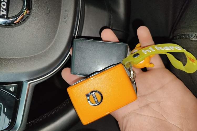 Used Volvo S60 2022 B4 Zhiyuan Luxury Edition
